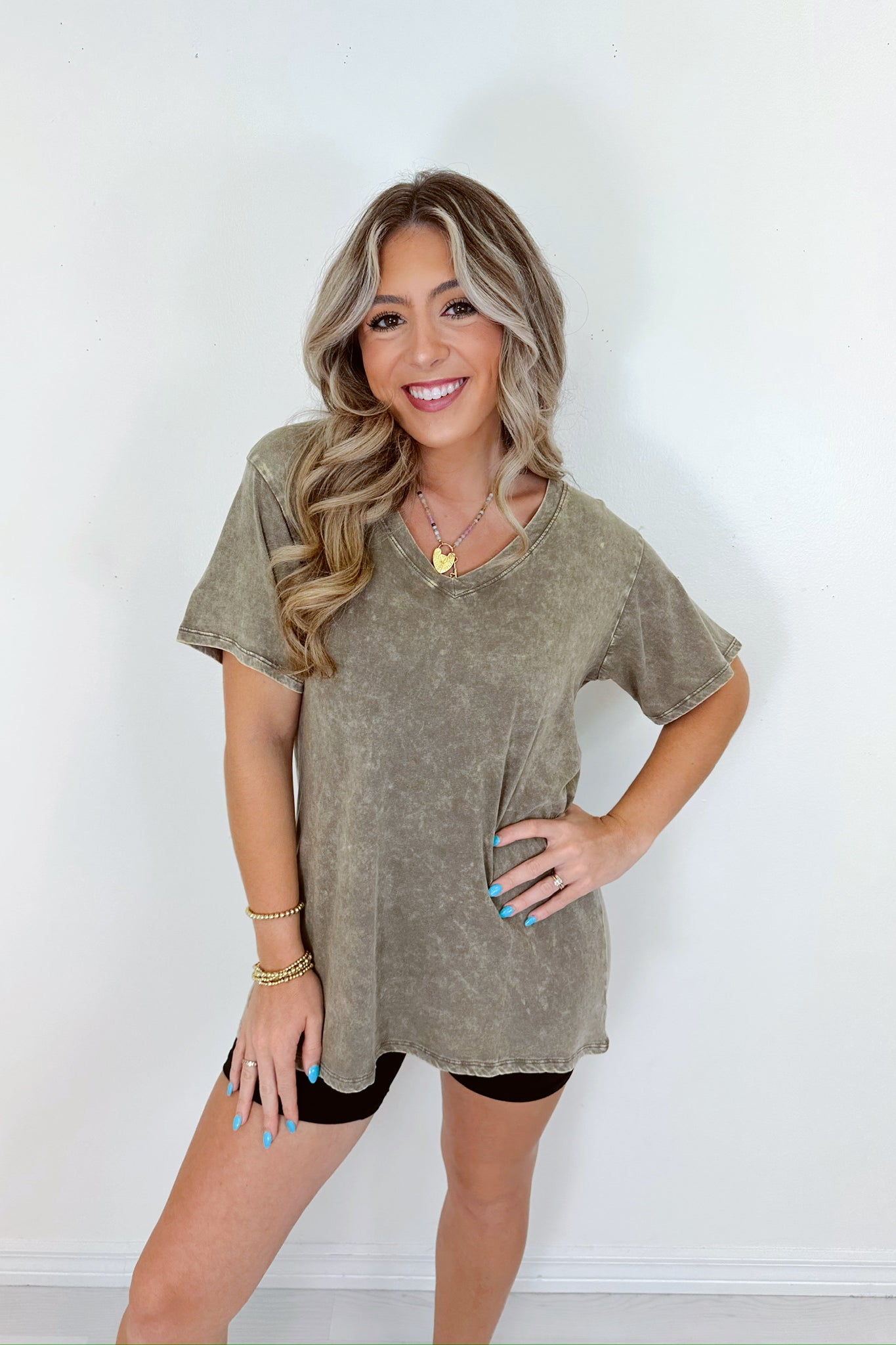 ViVi Mineral Wash V-Neck Tee - Whiskey Darling Boutique